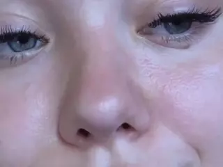 meow-mellie's Live Sex Cam Show