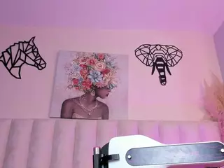 Nicolleroses's Live Sex Cam Show