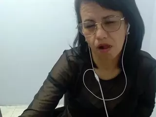 SamanthaRedsx21's Live Sex Cam Show
