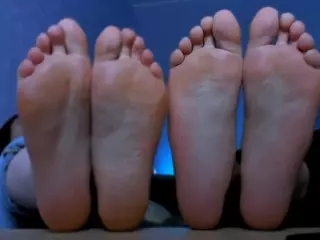 sarah-fire's Live Sex Cam Show