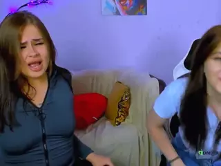 sarah-fire's Live Sex Cam Show