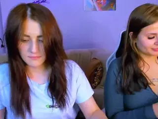 sarah-fire's Live Sex Cam Show
