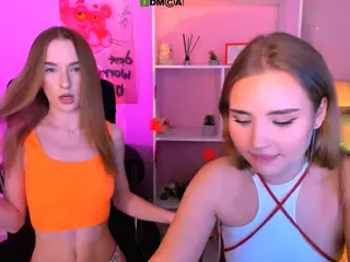 amelia-shiny's Live Sex Cam Show