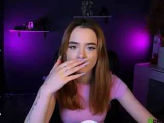 amelia-shiny's Live Sex Cam Show