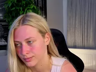 ChristyMarshall's Live Sex Cam Show