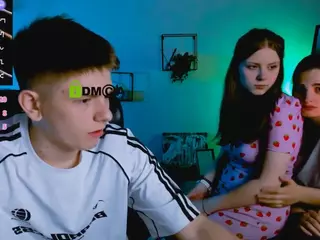 foxy-tease's Live Sex Cam Show