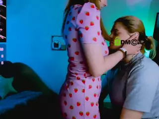 foxy-tease's Live Sex Cam Show