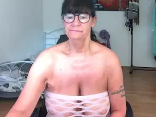 Illymaus's Live Sex Cam Show
