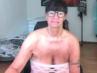 Illymaus's Live Sex Cam Show