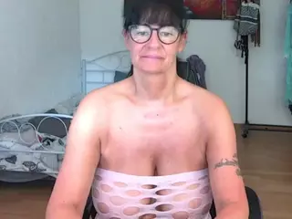 Illymaus's Live Sex Cam Show