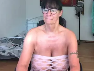 Illymaus's Live Sex Cam Show