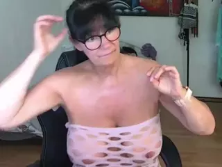 Illymaus's Live Sex Cam Show