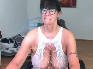 Illymaus's Live Sex Cam Show