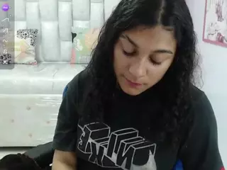 lupita21-s's Live Sex Cam Show