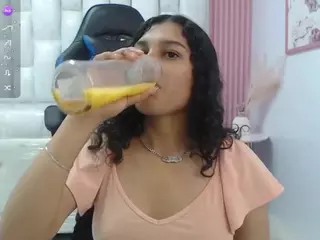 lupita21-s's Live Sex Cam Show
