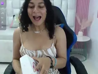 lupita21-s's Live Sex Cam Show