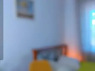 SynneHaymore's Live Sex Cam Show