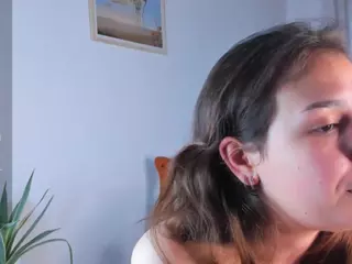 SynneHaymore's Live Sex Cam Show