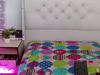 x-isabella-x's Live Sex Cam Show