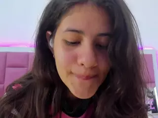 Miaqueen021's Live Sex Cam Show