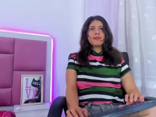 Miaqueen021's Live Sex Cam Show