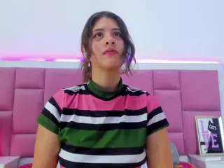 Miaqueen021's Live Sex Cam Show