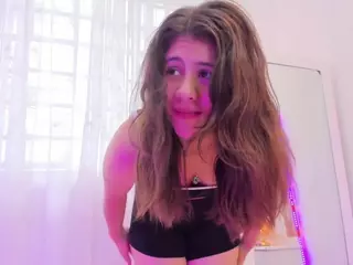 Miaqueen021's Live Sex Cam Show