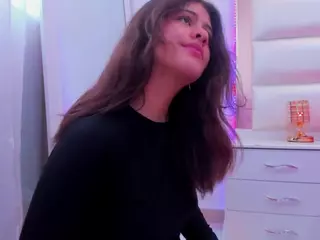 Miaqueen021's Live Sex Cam Show