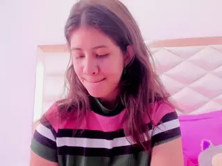 Miaqueen021's Live Sex Cam Show