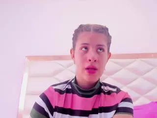 Miaqueen021's Live Sex Cam Show