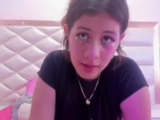 Miaqueen021's Live Sex Cam Show