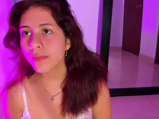 Miaqueen021's Live Sex Cam Show
