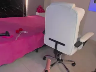 ScarlettWet9's Live Sex Cam Show