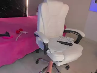 ScarlettWet9's Live Sex Cam Show