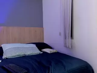 Atenea-Clerk's Live Sex Cam Show