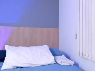 Atenea-Clerk's Live Sex Cam Show