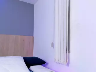 Atenea-Clerk's Live Sex Cam Show