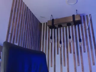 Lunaa-jonhsonn's Live Sex Cam Show