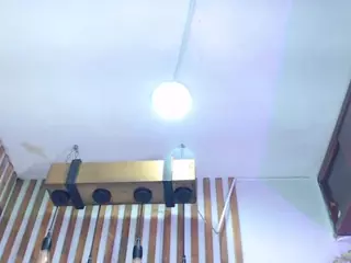 Lunaa-jonhsonn's Live Sex Cam Show