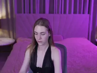 SweetDesiree054's Live Sex Cam Show