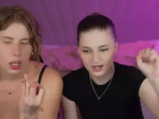 SweetDesiree054's Live Sex Cam Show