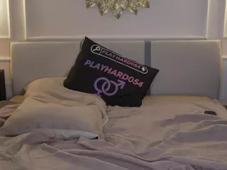 SweetDesiree054's Live Sex Cam Show