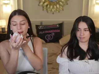 SweetDesiree054's Live Sex Cam Show