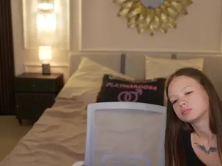 SweetDesiree054's Live Sex Cam Show