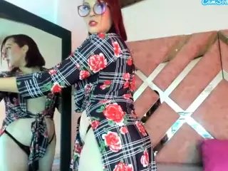 valentina004's Live Sex Cam Show