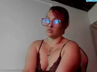 valentina004's Live Sex Cam Show