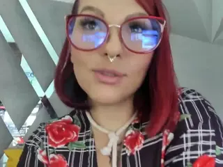 valentina004's Live Sex Cam Show