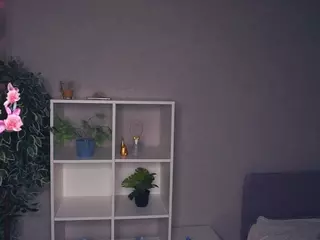 Eadlin And Wilone's Live Sex Cam Show