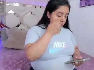 emiily-brrown's Live Sex Cam Show