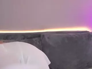 HaileyQueeen's Live Sex Cam Show
